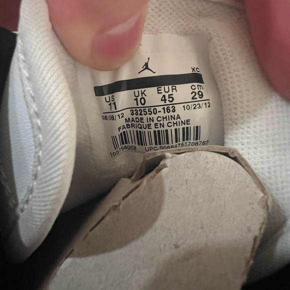 Size 11 - Jordan 1 Retro High Chicago 2013 - Picture 7 of 10